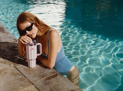 STANLEY Quencher H2.0 Flow State Tumbler, 40 oz, Peach Whip Cabana Gloss