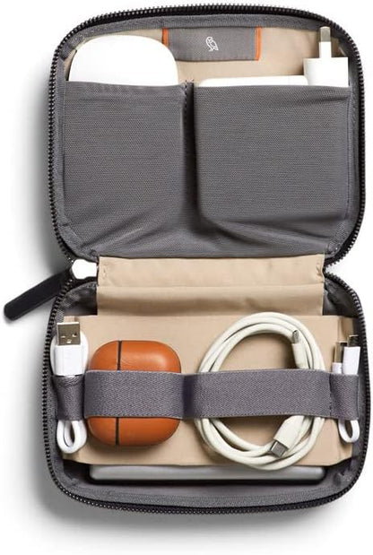 Bellroy Tech Kit Compact (charger, cables, mouse, powerbank, USB keys, dongles) - Navy