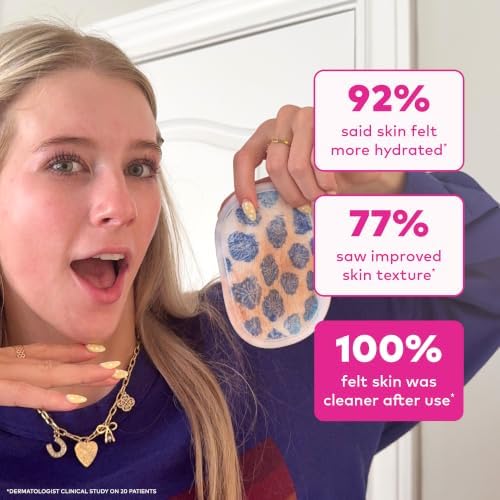 The Original MakeUp Eraser 7-Day Set, Erase All Makeup with Just Water, Including Waterproof Mascara, Eyeliner, Foundation, Lipstick, Sunscreen, and More! Seashells, 7ct.