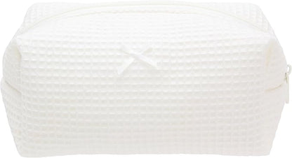 PAZIMIIK Cozy Makeup Bag Travel Cosmetic Bag for Women Soft Toiletry Bag Aesthetic Makeup Organizer Portable Large Zipper Pouch for Skincare Beauty Accessories Brushes Waffle Check Cream White