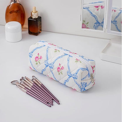 WHHJM Cute Floral Makeup Brush Bag Small Cotton Quilted Cosmetic Bag for Women Travel Toiletry Zipper Make Up Pouch (Blue Bowknot Rose)