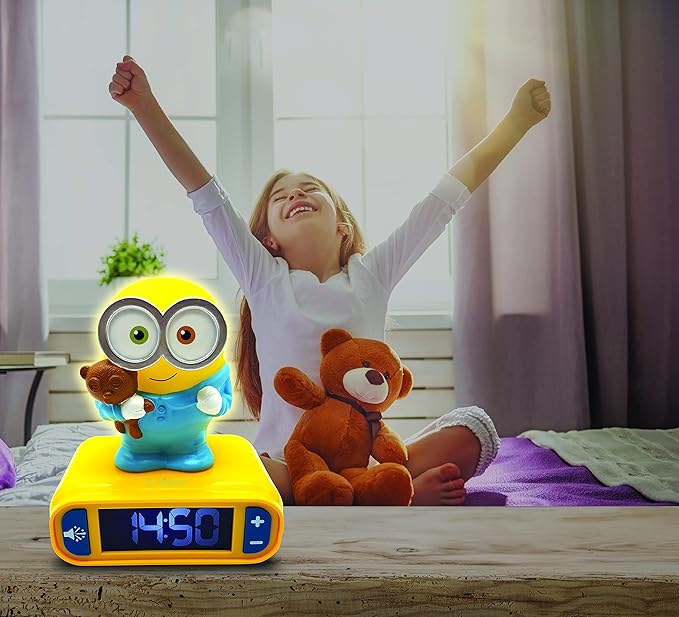 LEXiBOOK - Minions - Bob Digital Alarm Clock - Snooze Function - Minions Sound