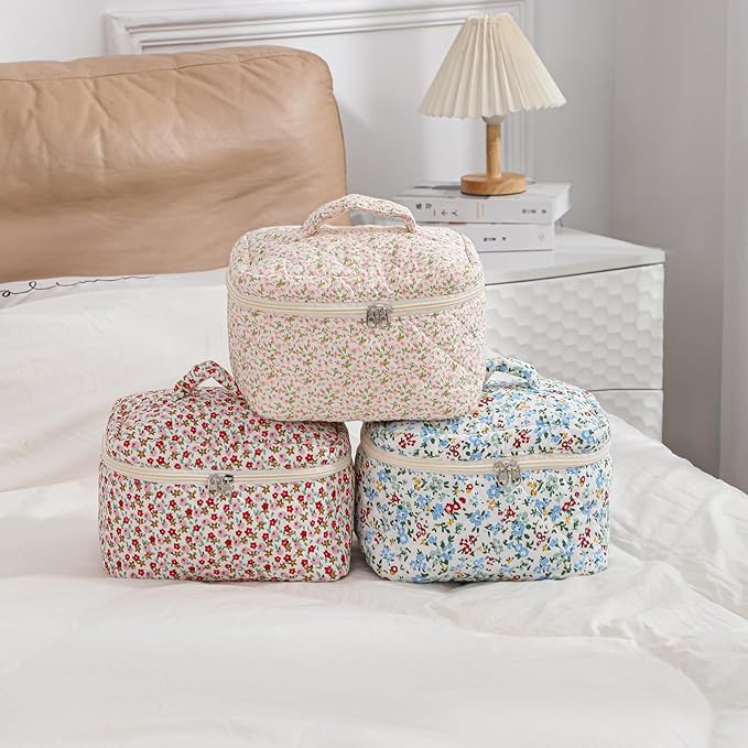 uekeboag Large Travel Quilted Makeup Bag for Women, Floral Cotton Cosmetic Bag, Coquette Aesthetic Floral Toiletry Organizer Bag