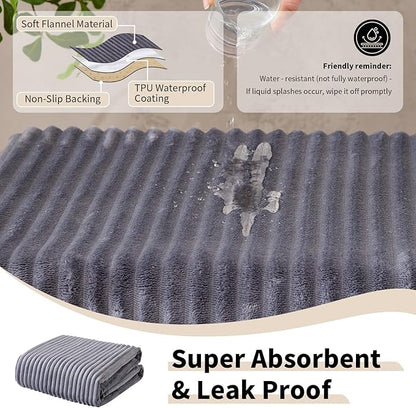 Dog Crate Mat, 2 Pack 24"×24" Flannel Washable Pet Mat for Dogs and Cats, Non-Slip Pet Pad for Kennel Training, Absorbs Urine and Waterproof Pad for Sofa Bed Crate Kennel Car Seat Floor（Gray）