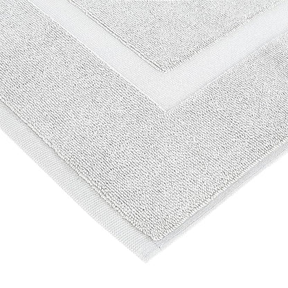 Amazon Basics Banded Bathroom Bath Rug Mat, Soft Silver, 31 inches L x 20 inches W